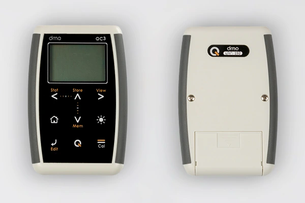 QC3 electronic unit - Front and Back
